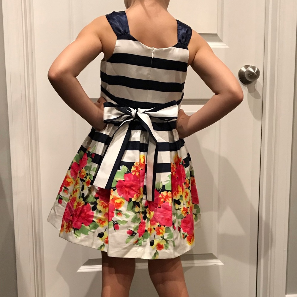 Gorgeous floral stripped dress